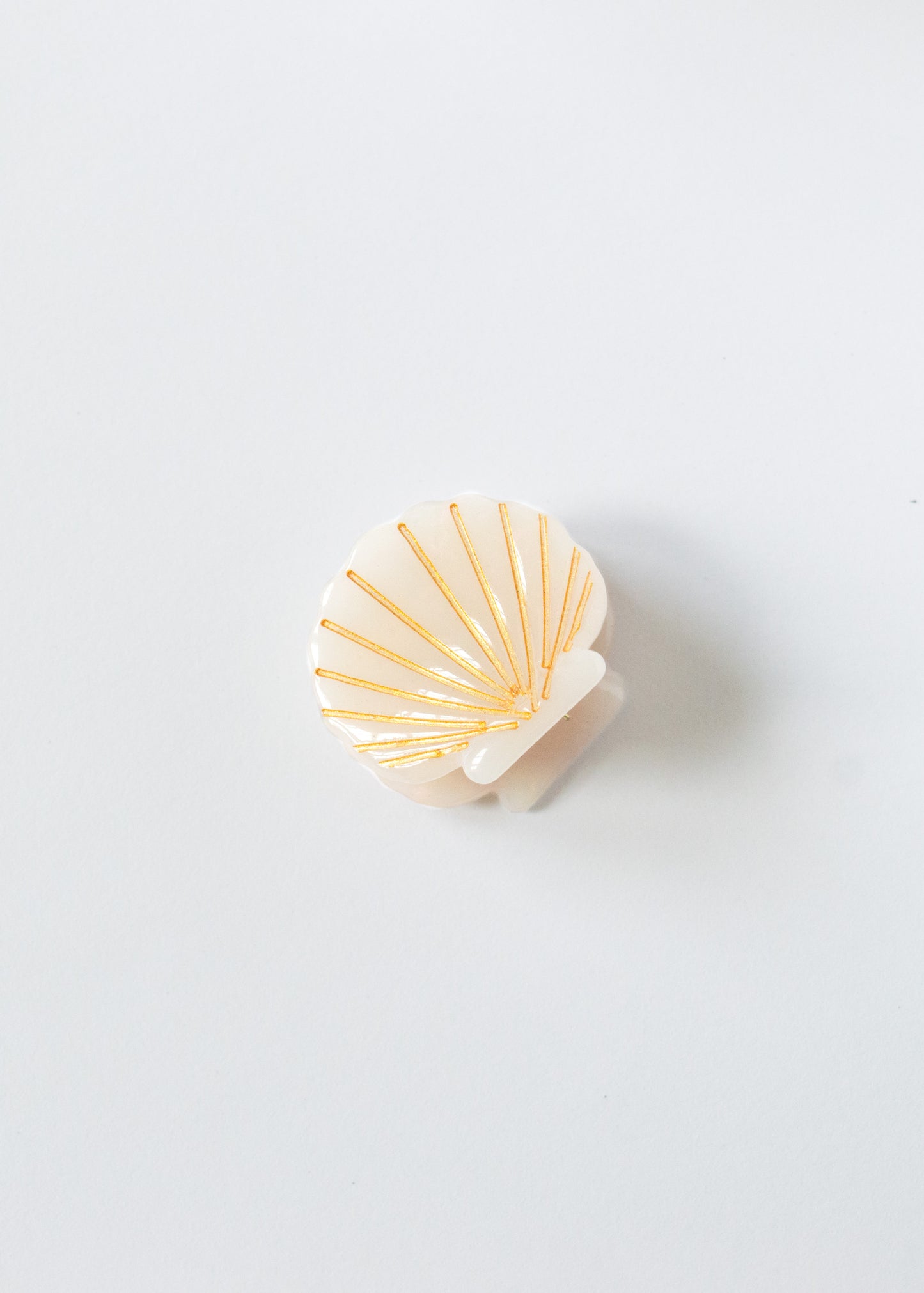 Mara Mini Shell Claw
