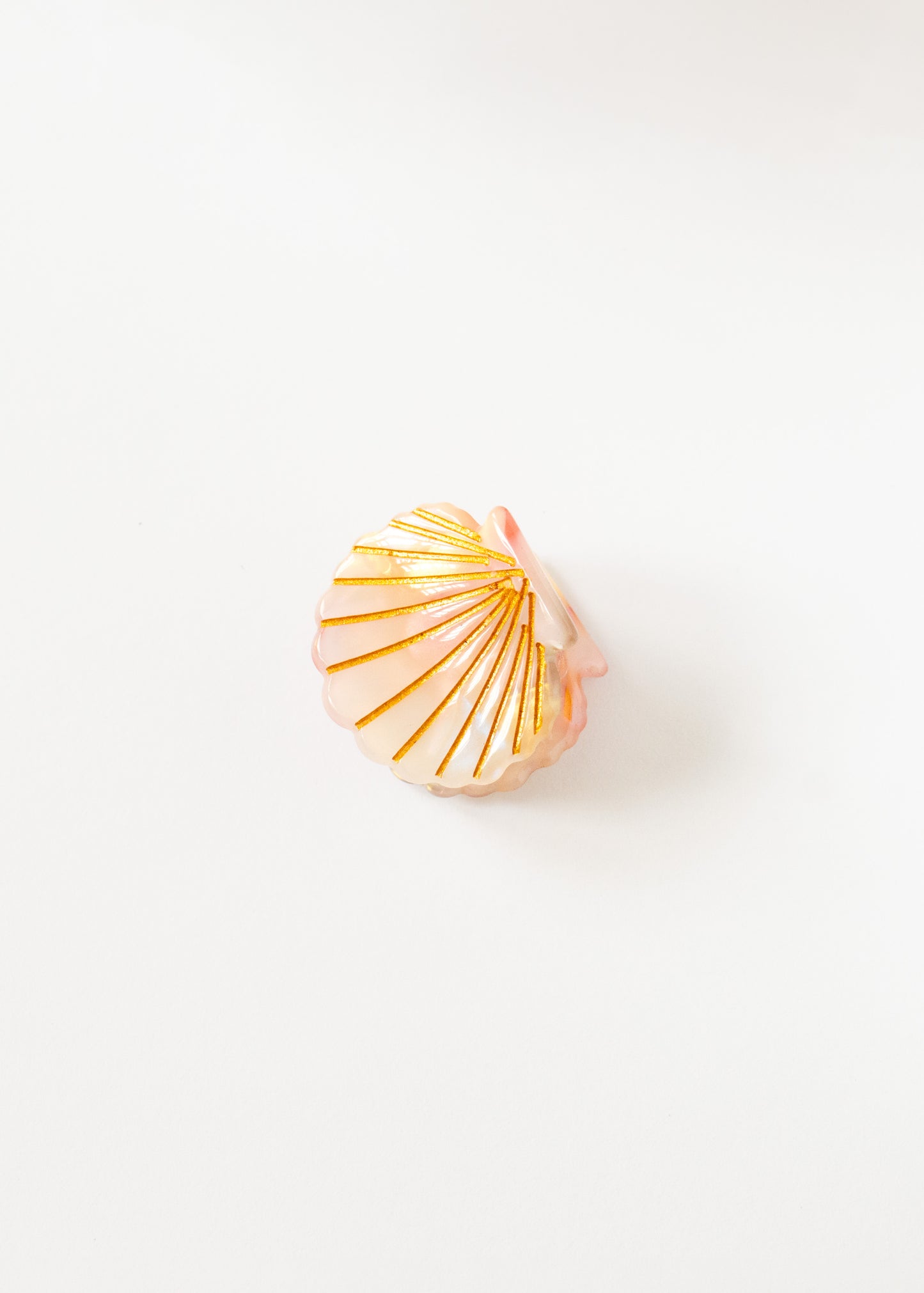 Mara Mini Shell Claw