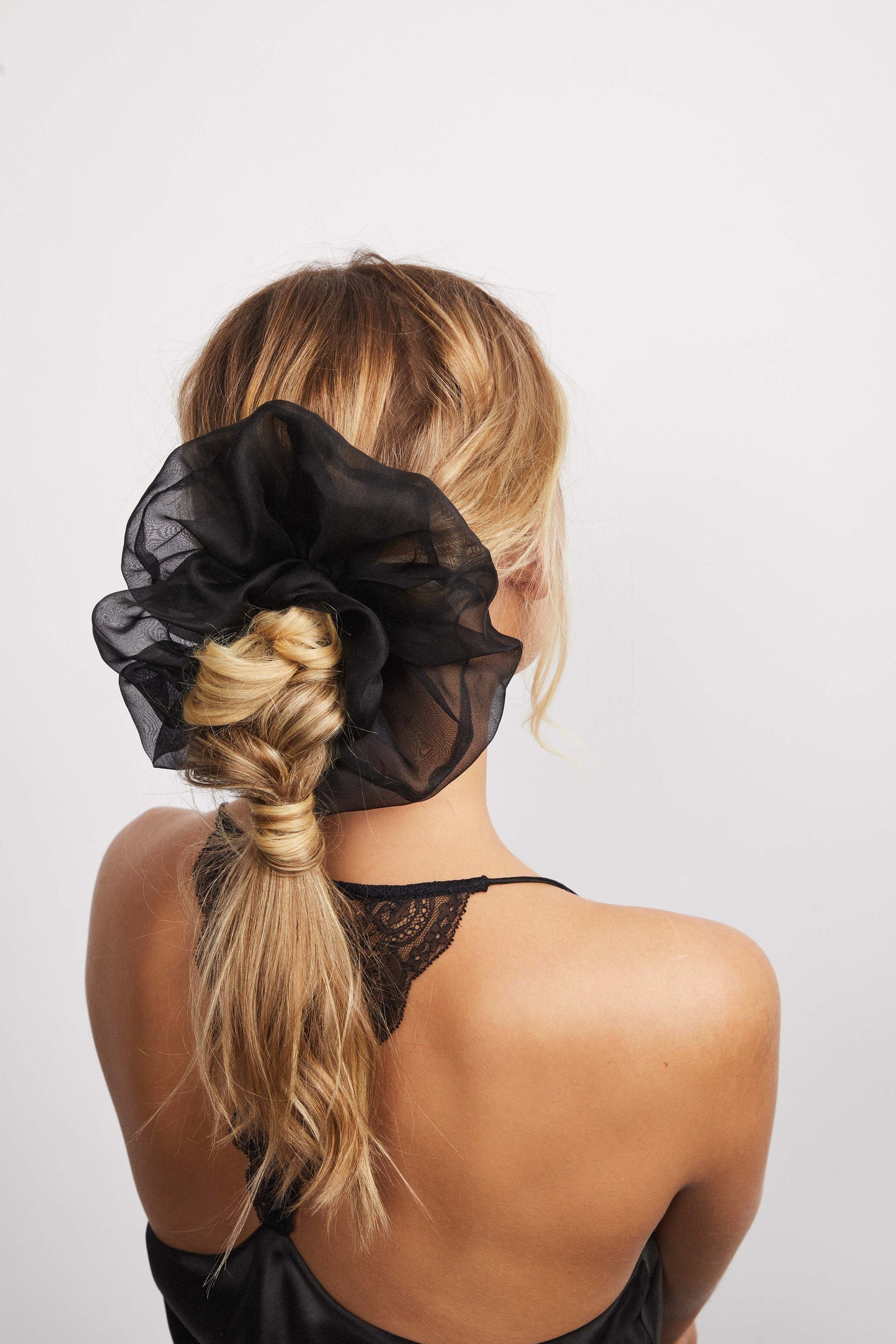 Savannah Scrunchie- Black