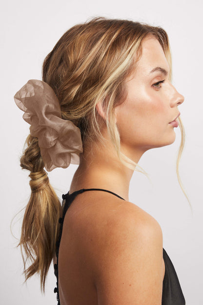 Savannah Scrunchie- Mocha